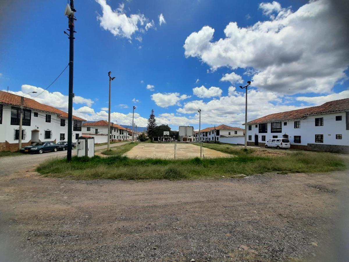 Aparta Hotel El Refugio De Maria Villa de Leyva Zewnętrze zdjęcie