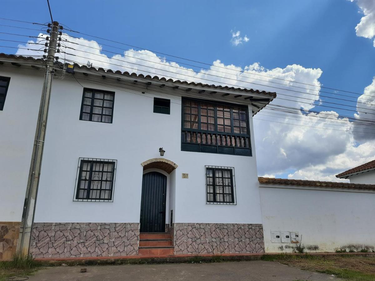 Aparta Hotel El Refugio De Maria Villa de Leyva Zewnętrze zdjęcie